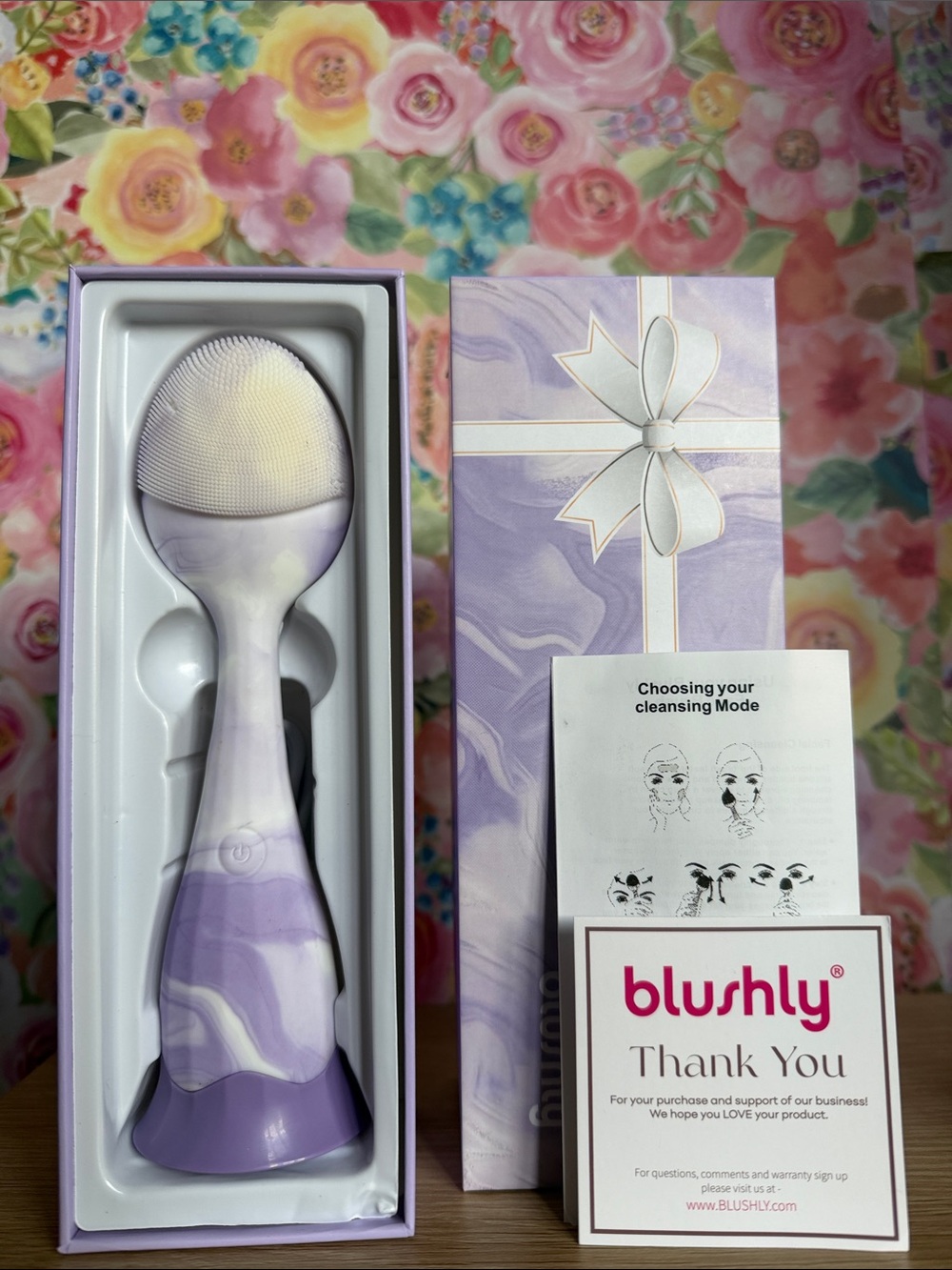 SOLD OUT Blush Lavender Marble Silicone Facial Cleansing Brush WITH HEAT